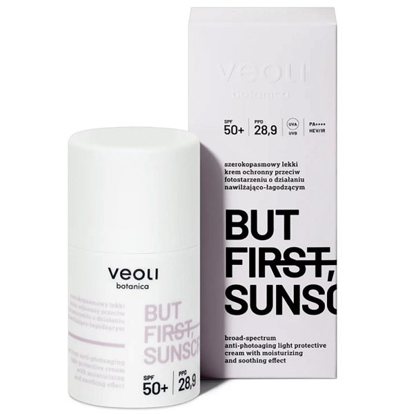 But First Sunscreen lekki krem ochronny przeciw fotostarzeniu o działaniu nawilżająco-łagodzącym SPF50+ 50ml Cheap