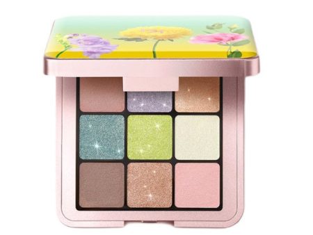 Days In Bloom Multi-Faceted Eyeshadow Palette paleta cieni do powiek o różnych wykończeniach 02 Green Serenade 14g Hot on Sale